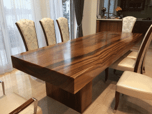 Xu hướng bàn ăn có màu gỗ