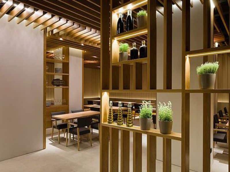 mẫu thiết kế lam gỗ phòng khách ấn tượng