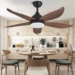 có nên thi công lắp quạt trần phòng bếp không