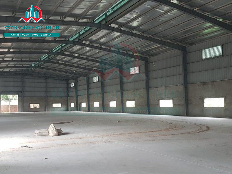 Mẫu nhà xưởng có nhiều cửa sổ thông thoáng