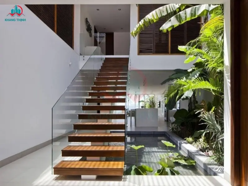 Giếng trời cầu thang đẹp